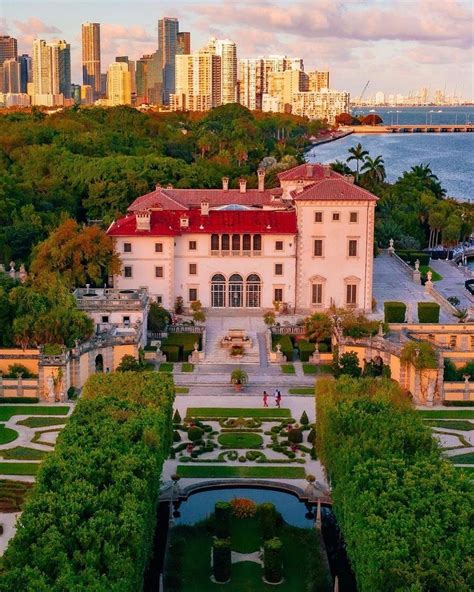 Vizcaya Museum and Gardens