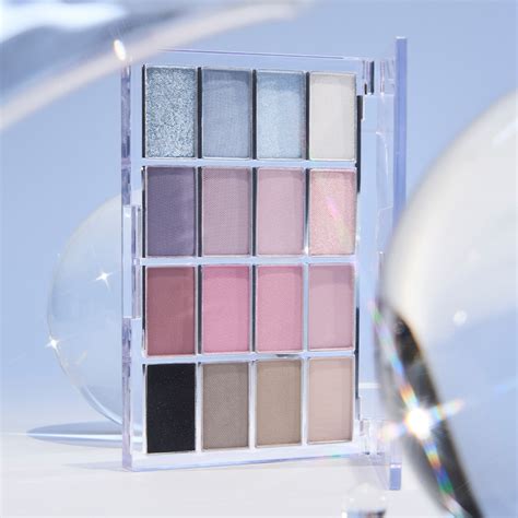 Wakemake Eyeshadow Palette look 7