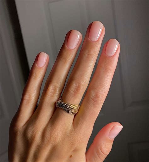 Wedding Guest Nails Inspiration 8