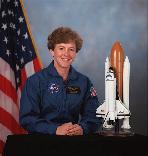 Wendy Lawrence, Astronaut and Naval Aviator