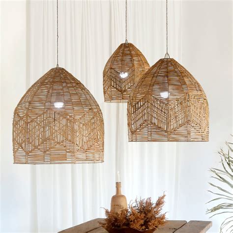 Wicker lamp