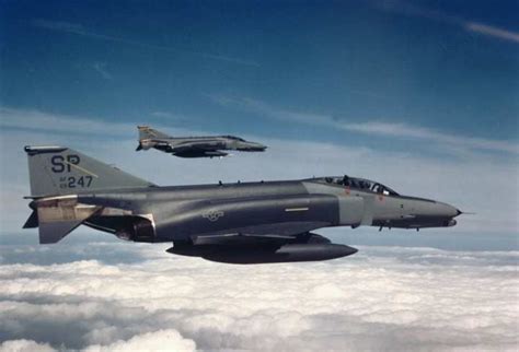 Wild Weasel F-4 Tactics 8