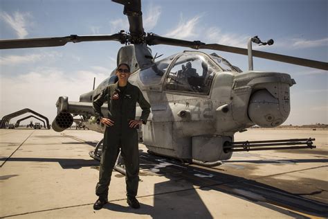 Women in Marine Corps aviation