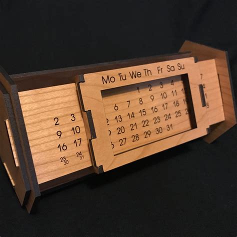 Description of Wooden Calendars for Gifts