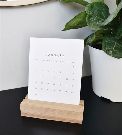 Description of Wooden Calendars for Offices